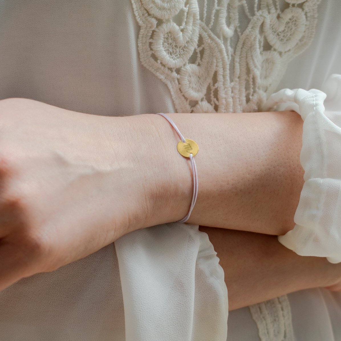 Personalised cord bracelet - 10 mm bead - 14k gold - initial model