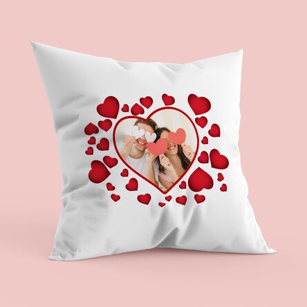 Cuscino personalizzato con una foto e dei cuoricini