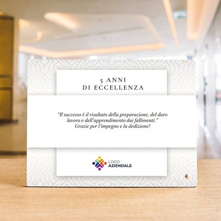 Cornice da scrivania personalizzata con logo e testo - Anniversario del marchio (Bianca)