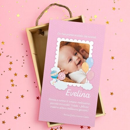 Scatola regalo in legno personalizzata con foto e messaggio per i neonati