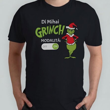 Maglietta in cotone personalizzata con una frase natalizia - Grinch Mode On
