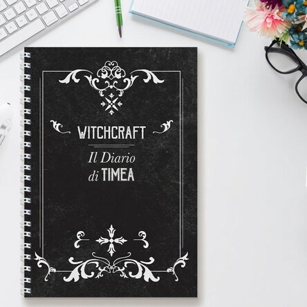Quaderno personalizzato con la scritta "Witchcraft"