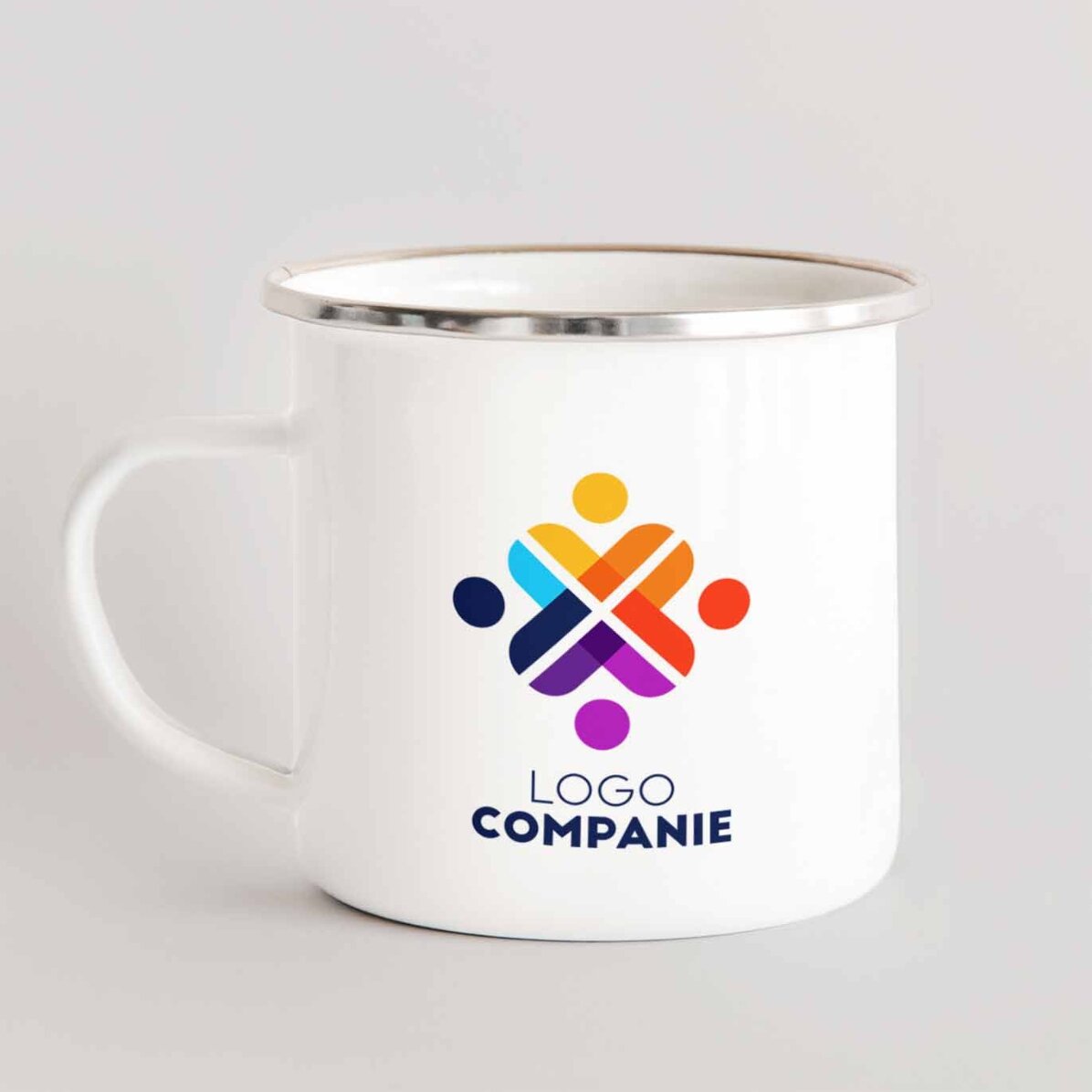 Tazza in metallo smaltato personalizzata con logo e nome