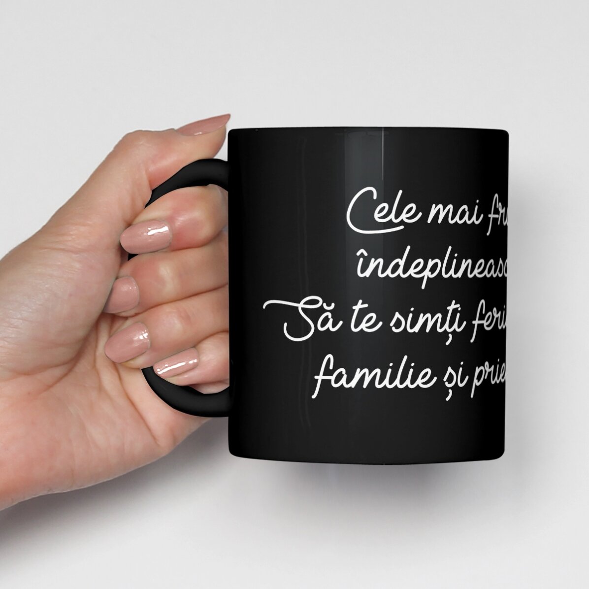 Tazza nera personalizzata con messaggio