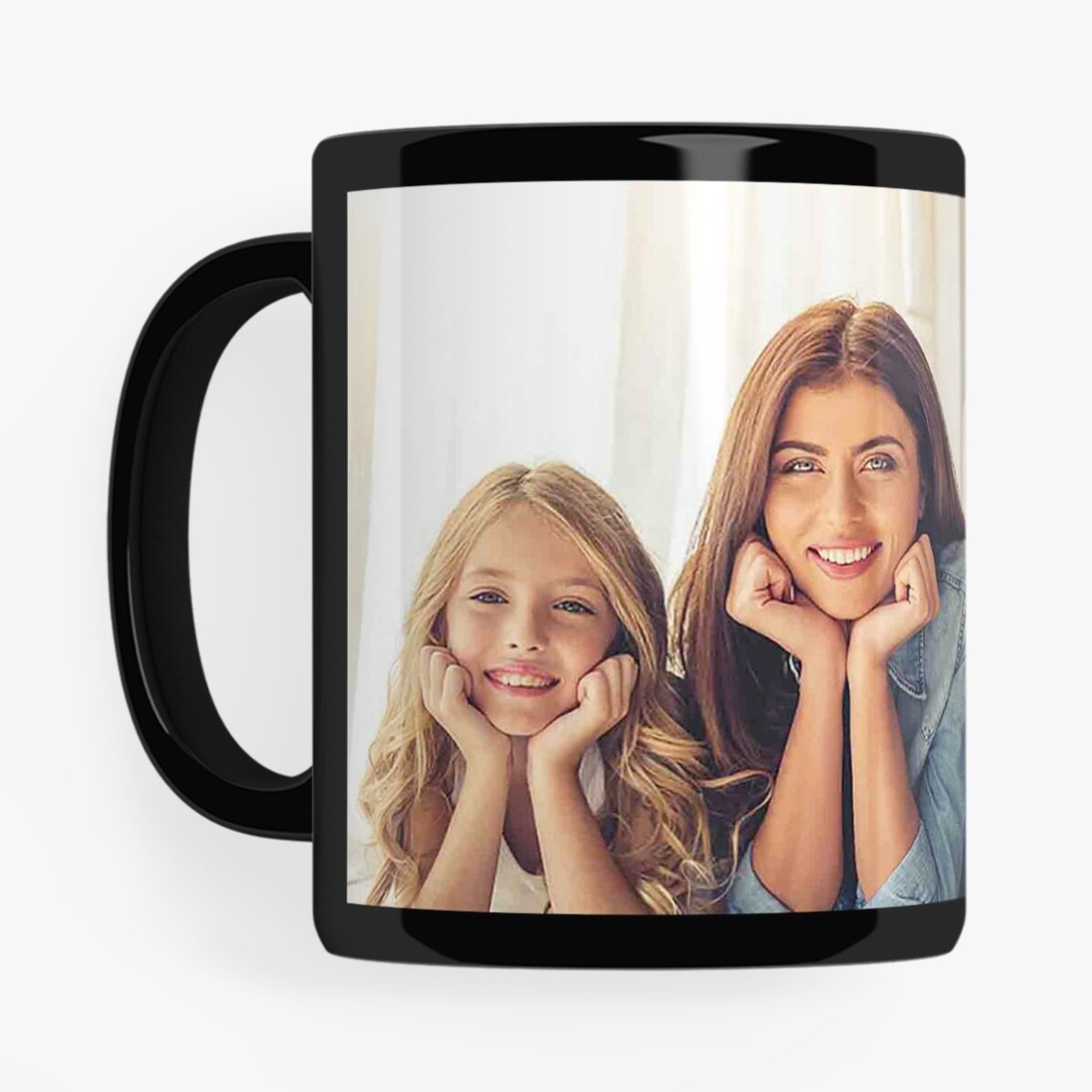 Tazza nera personalizzata con caricamento di una foto