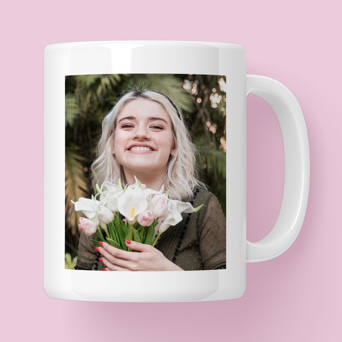Tazza personalizzata con iniziale, nome e foto