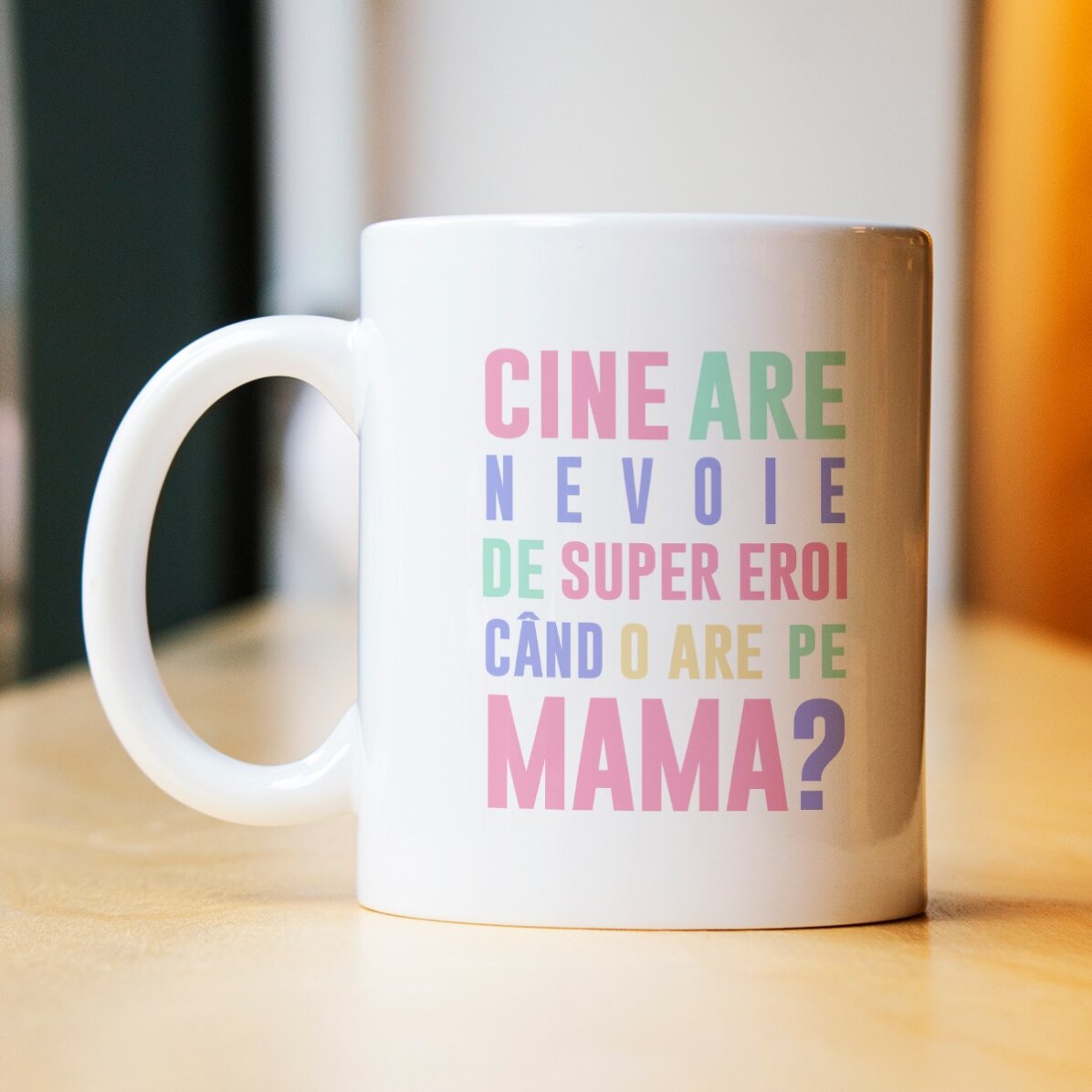Tazza personalizzata con messaggio - Mamma, supereroina in colori pastello
