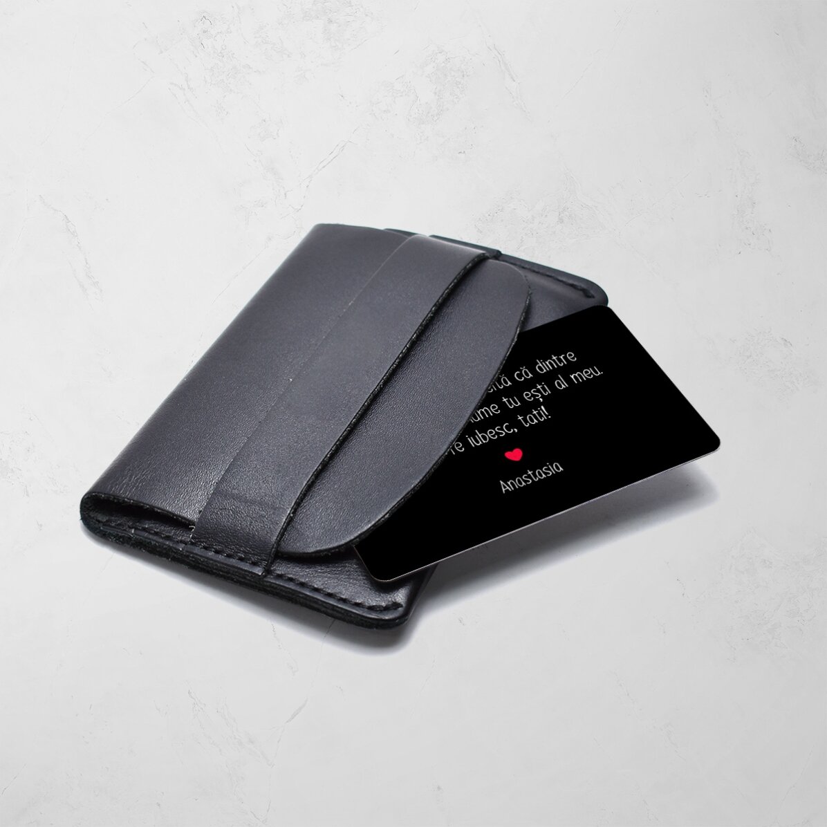 Tessera in alluminio personalizzata fronte-retro con 3 foto e un messaggio