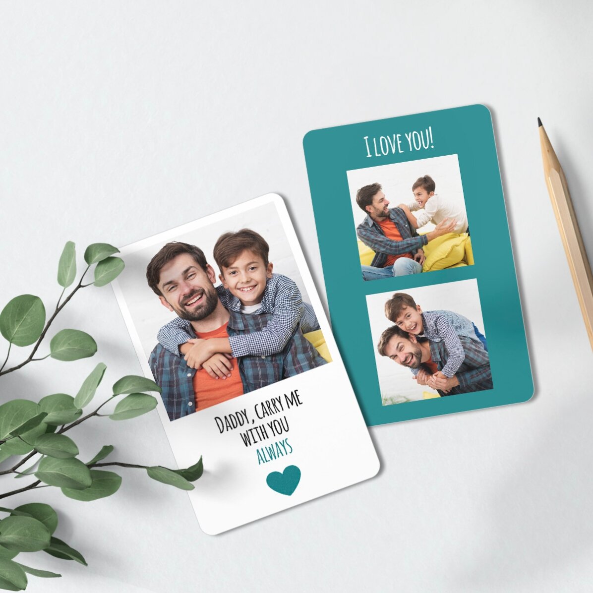 Tessera in alluminio personalizzata fronte-retro con 3 foto e un messaggio