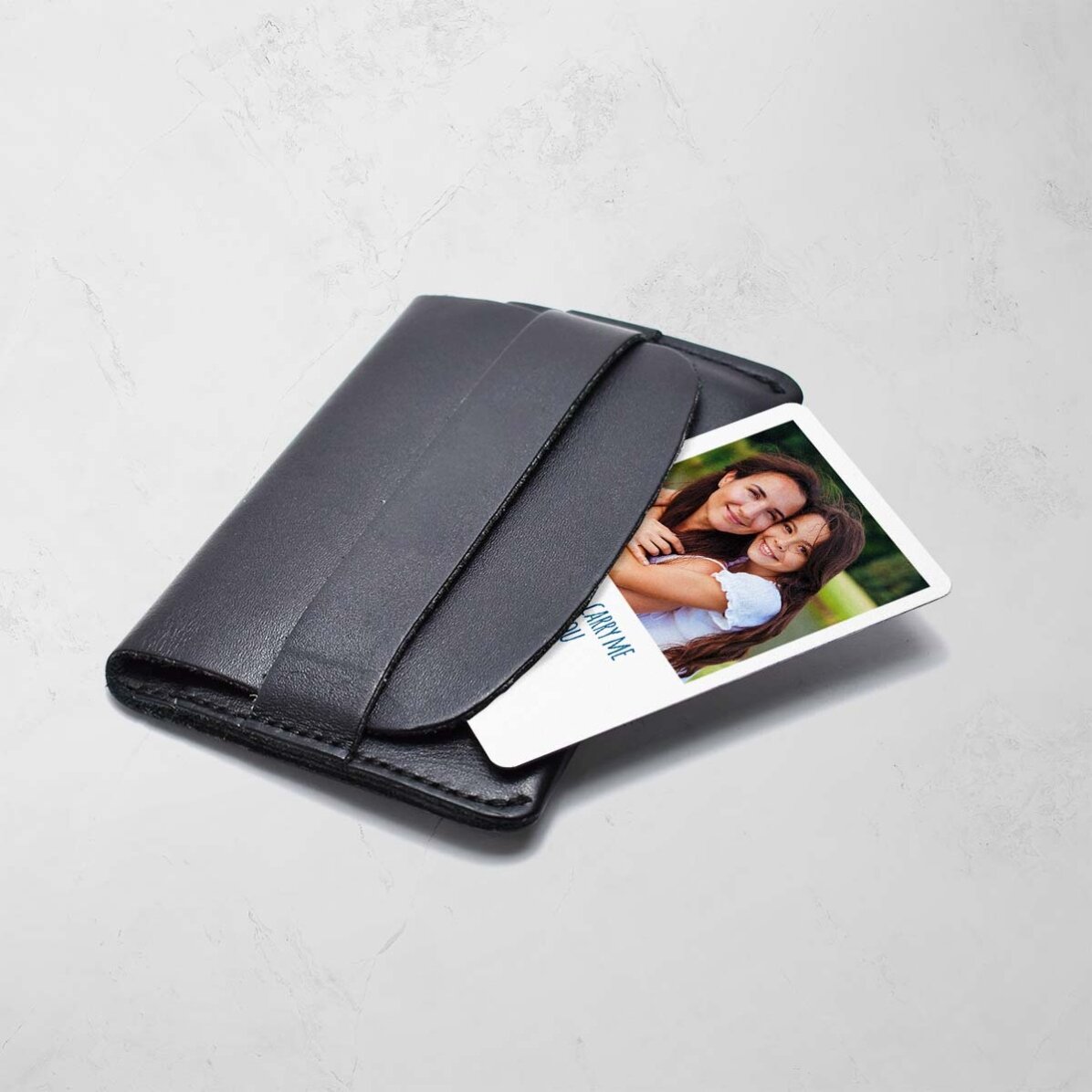 Tessera in alluminio personalizzata fronte-retro con 3 foto e un messaggio
