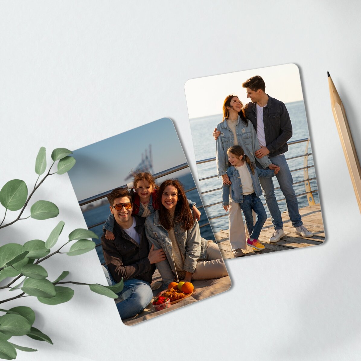 Tessera in alluminio personalizzata fronte-retro con foto in formato verticale