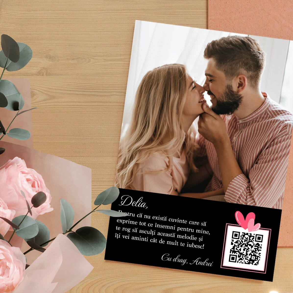Tessera personalizzata con foto, testo e codice QR - Love