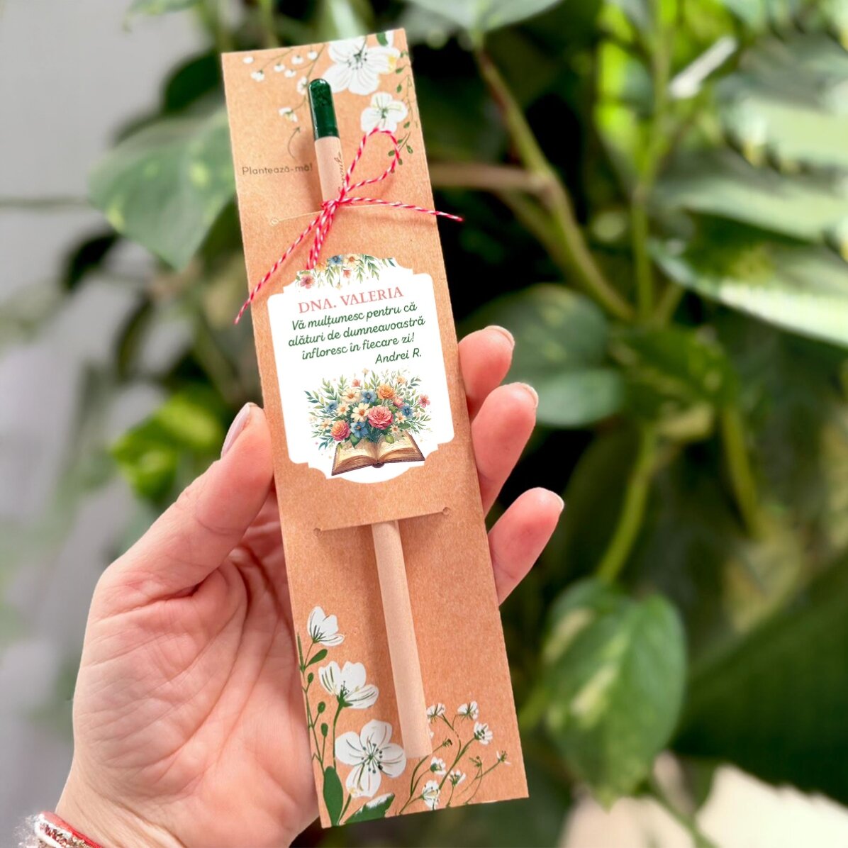 Personalised plantable pencil with text for the teacher/educator