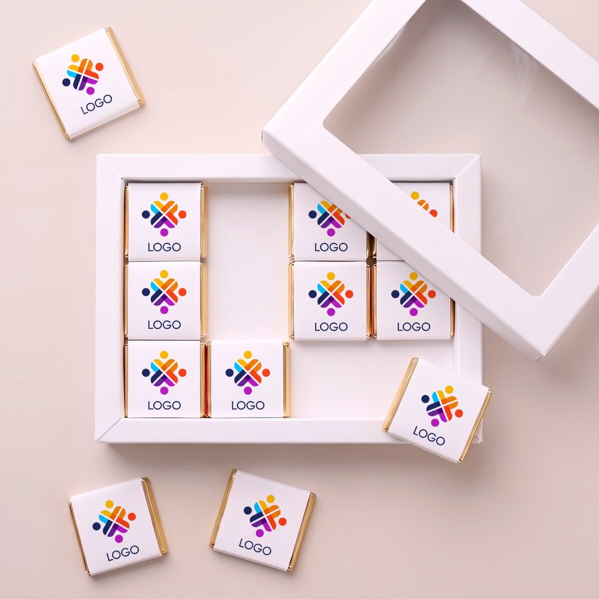 Confezione regalo con 12 mini cioccolatini personalizzati con logo