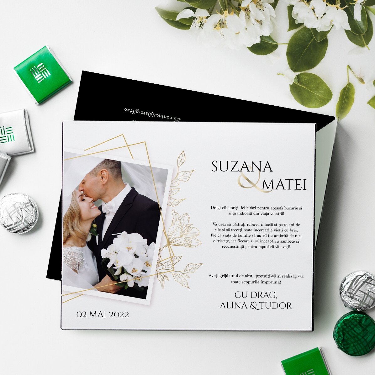 Scatola di cioccolatini personalizzata con messaggio e foto per gli sposi