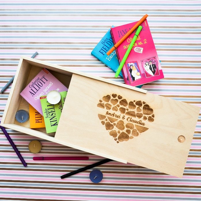 Scatola regalo personalizzata in legno con i vostri nomi
