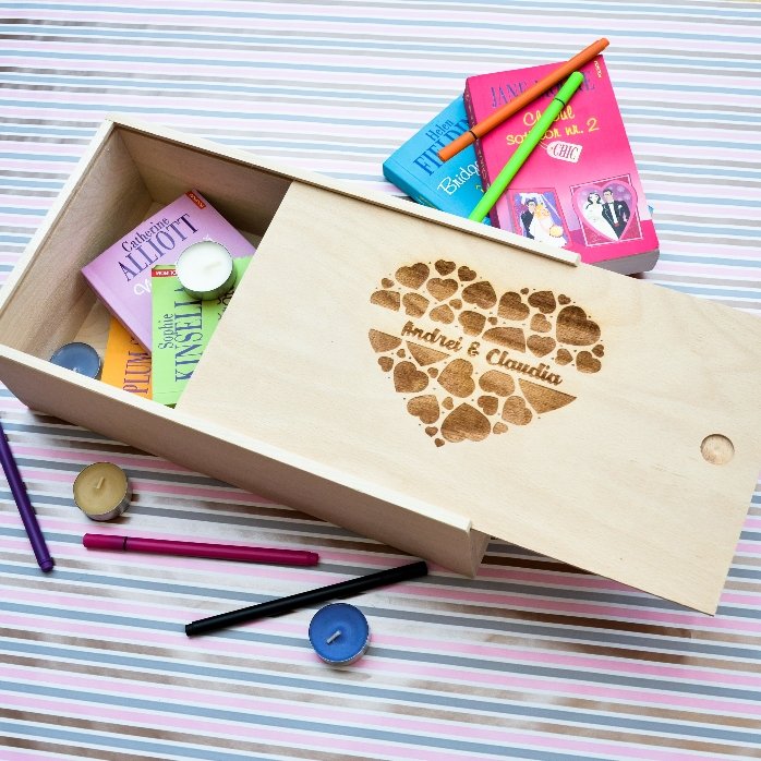 Scatola regalo personalizzata in legno con i vostri nomi
