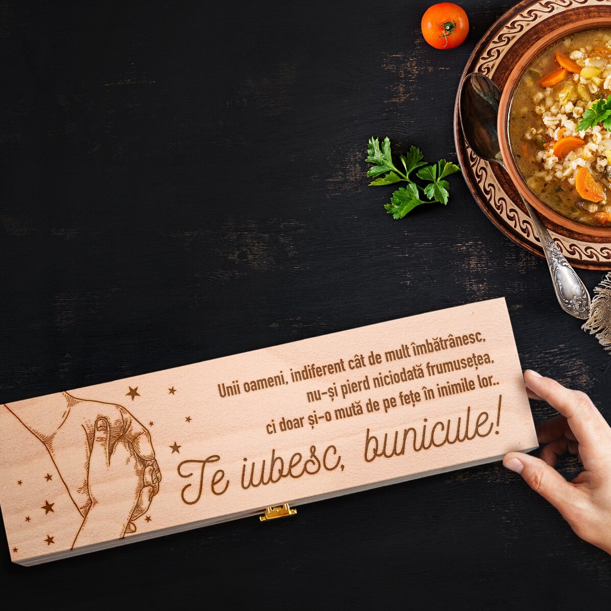 Scatola di vino personalizzata con un messaggio per il nonno - Ti voglio bene!