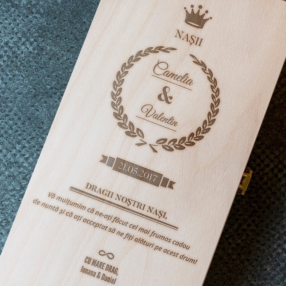 Confezione personalizzata per due bottiglie di vino, per i padrini