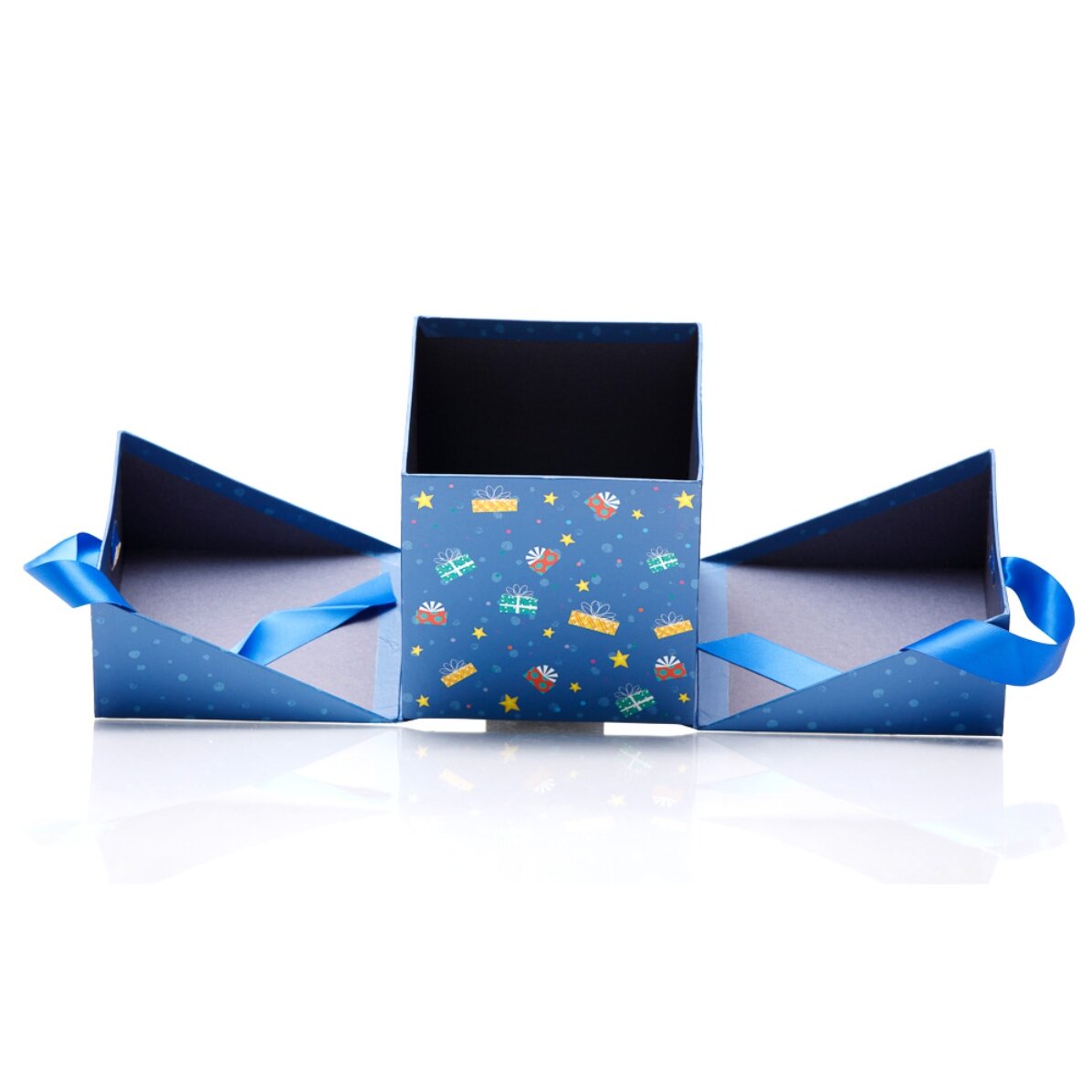 Confezione regalo natalizia - modello con regali colorati