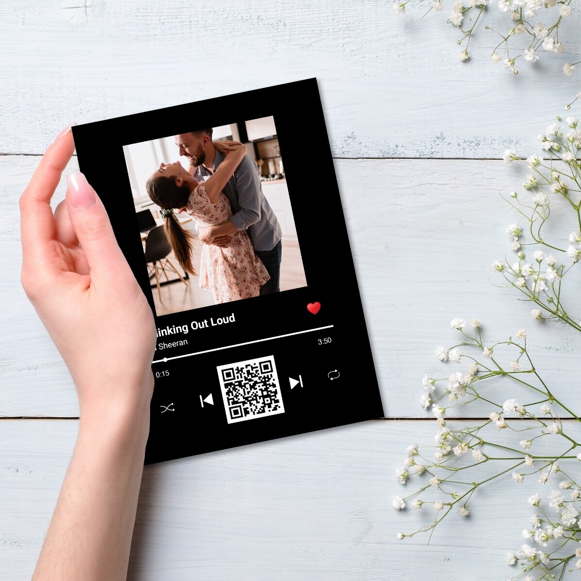 Biglietto di auguri magnetico personalizzato con foto, testo e codice QR - La nostra canzone
