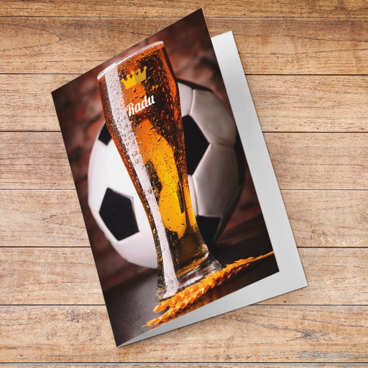 Biglietto di auguri personalizzato con bicchiere di birra