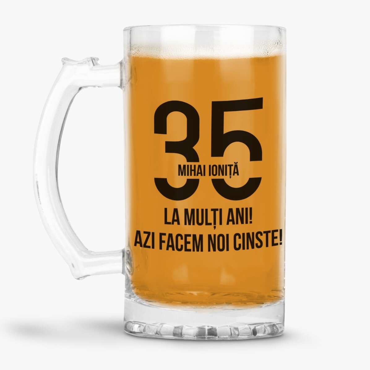 Boccale da birra personalizzato con una dedica per un compleanno