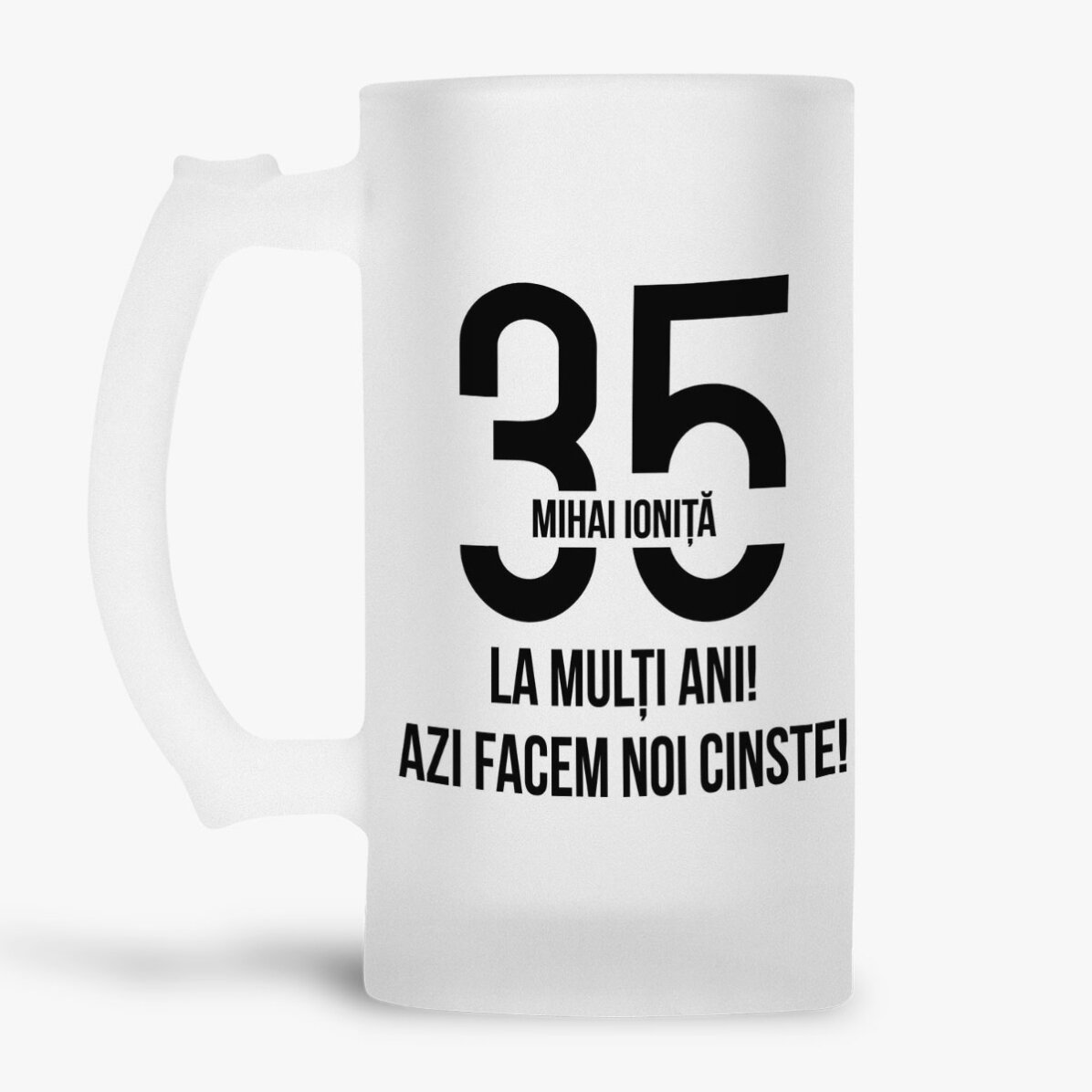 Boccale da birra personalizzato con una dedica per un compleanno