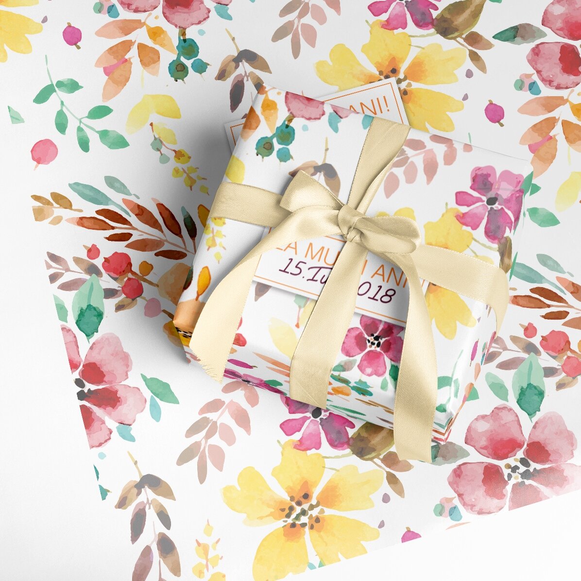 Carta da regalo personalizzata - motivo floreale, con testo incorniciato