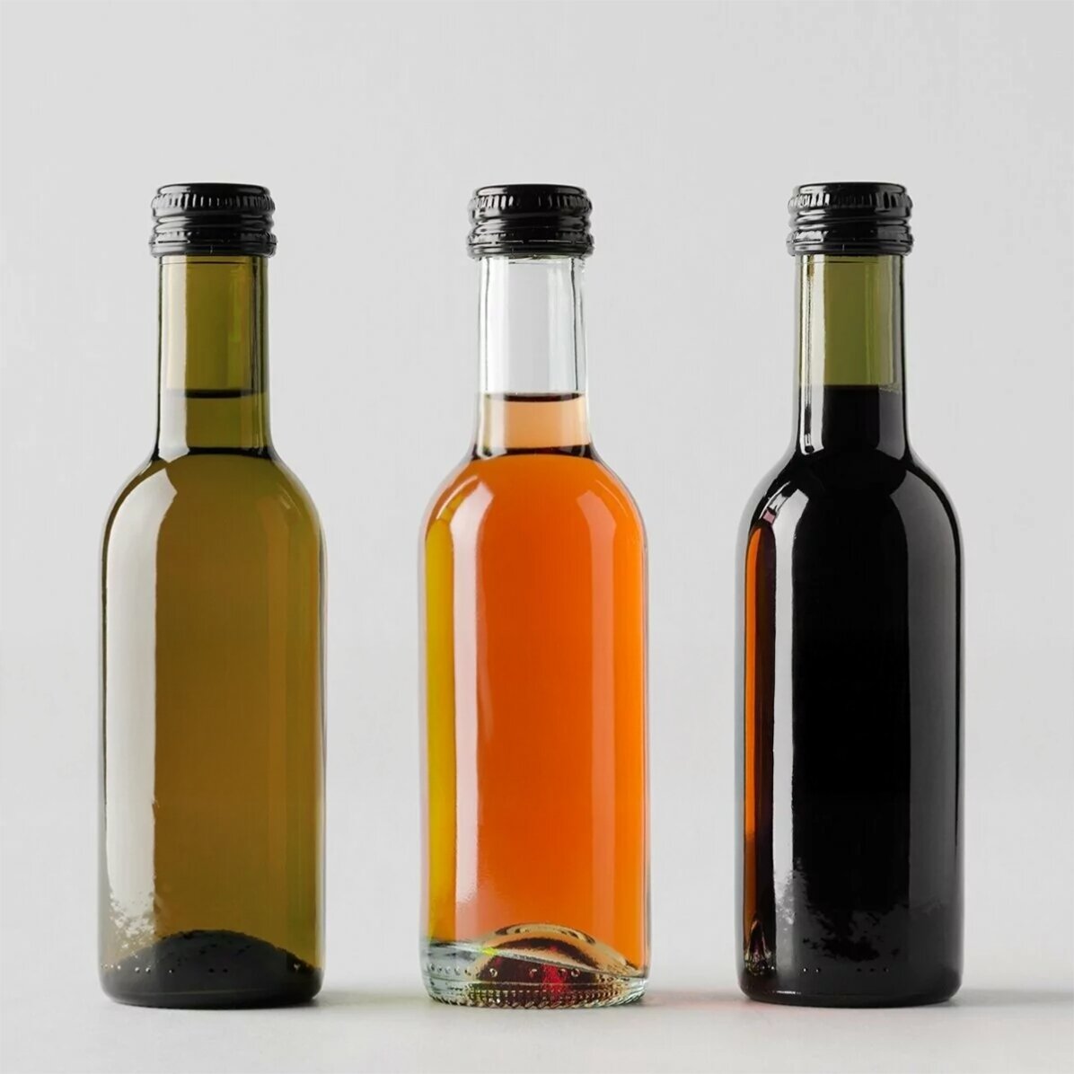 Mini wine bottle personalised with text - Snowing Night