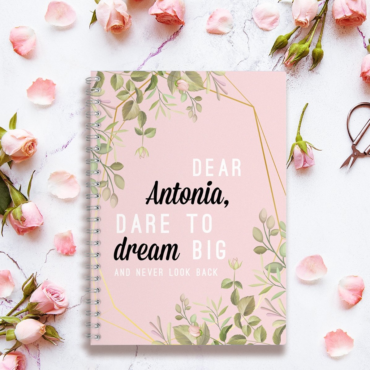 Taccuino personalizzato con motivi floreali "Dear Antonia"