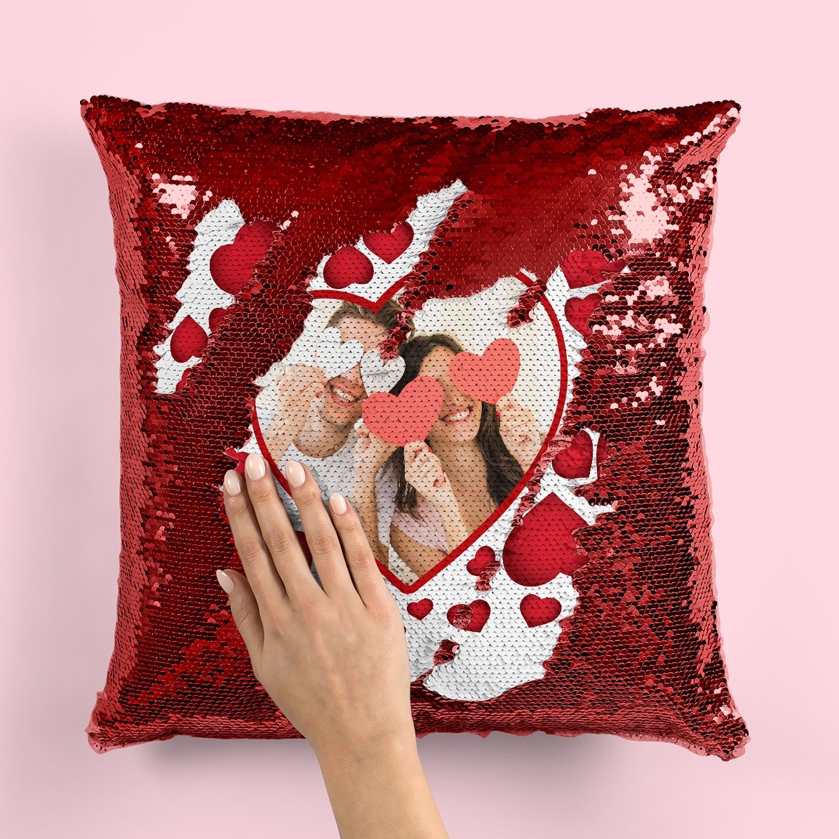 Cuscino con paillettes personalizzato con una foto e dei cuoricini