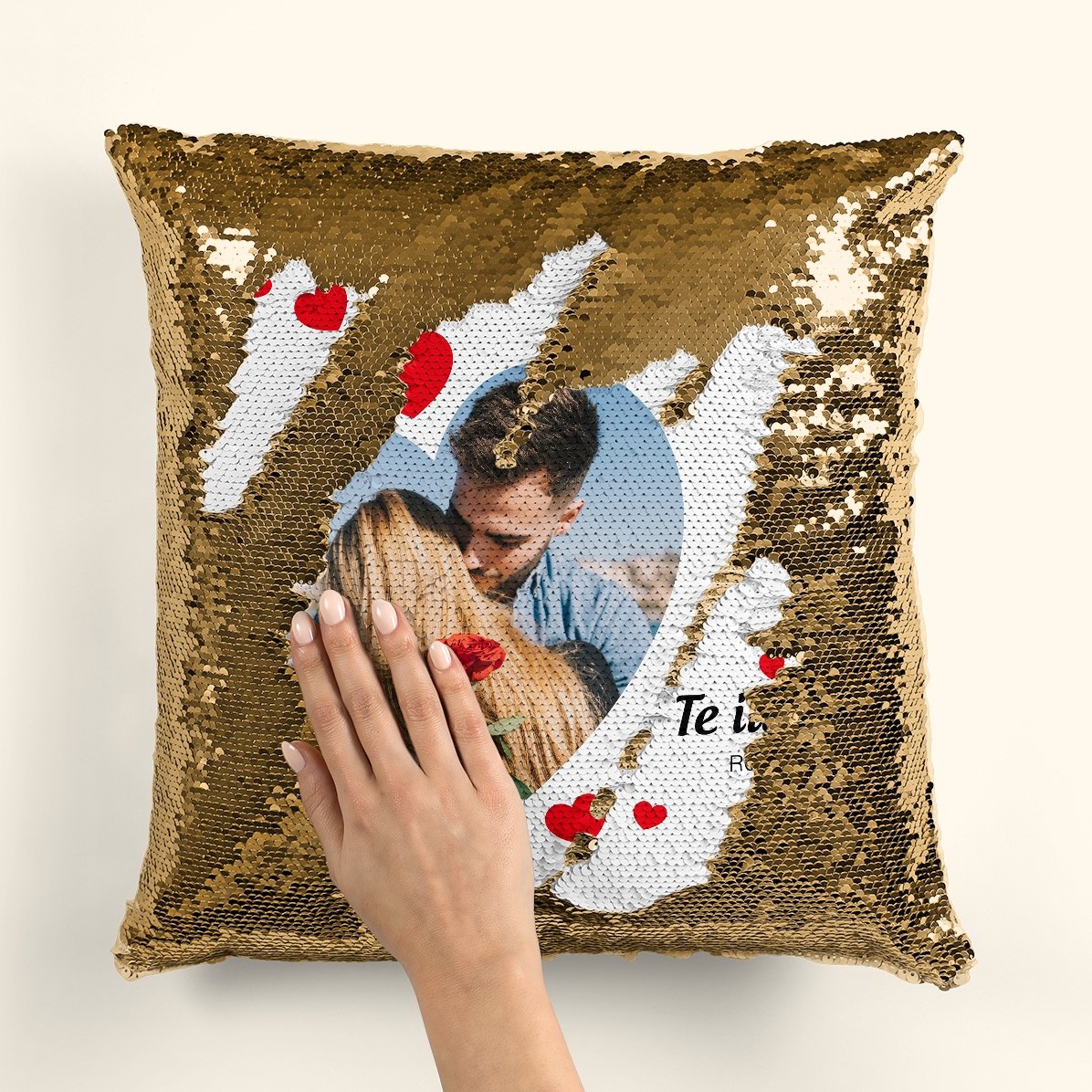 Cuscino con paillettes personalizzato con una foto e un messaggio d