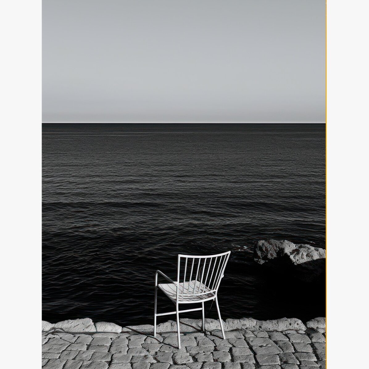 Poster “Sedia solitaria al mare”