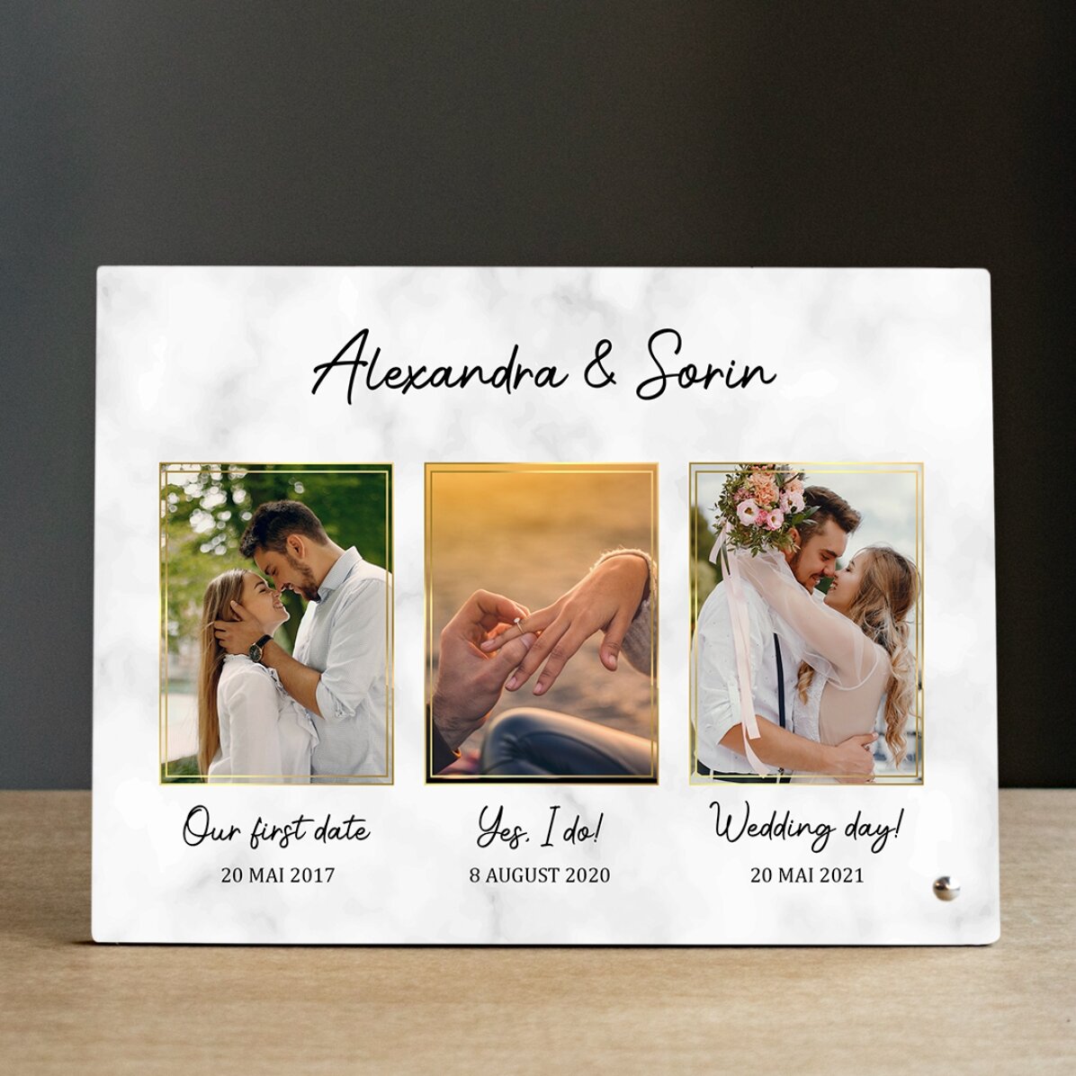 Cornice da scrivania personalizzata con 3 foto e una scritta - La nostra storia d