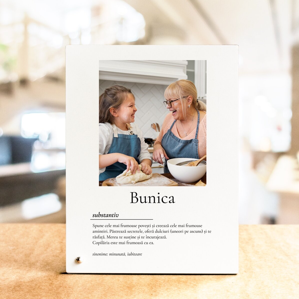 Cornice da scrivania personalizzata con una foto e una scritta - Definizione