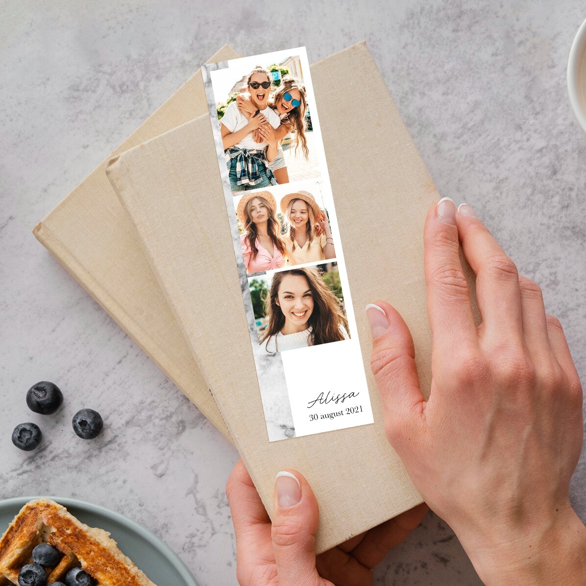 Segnalibro personalizzato con testo e 3 foto