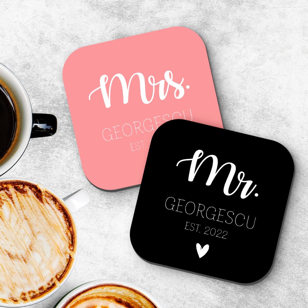 Set di 2 sottobicchieri personalizzati con la scritta "Mrs and Mr"