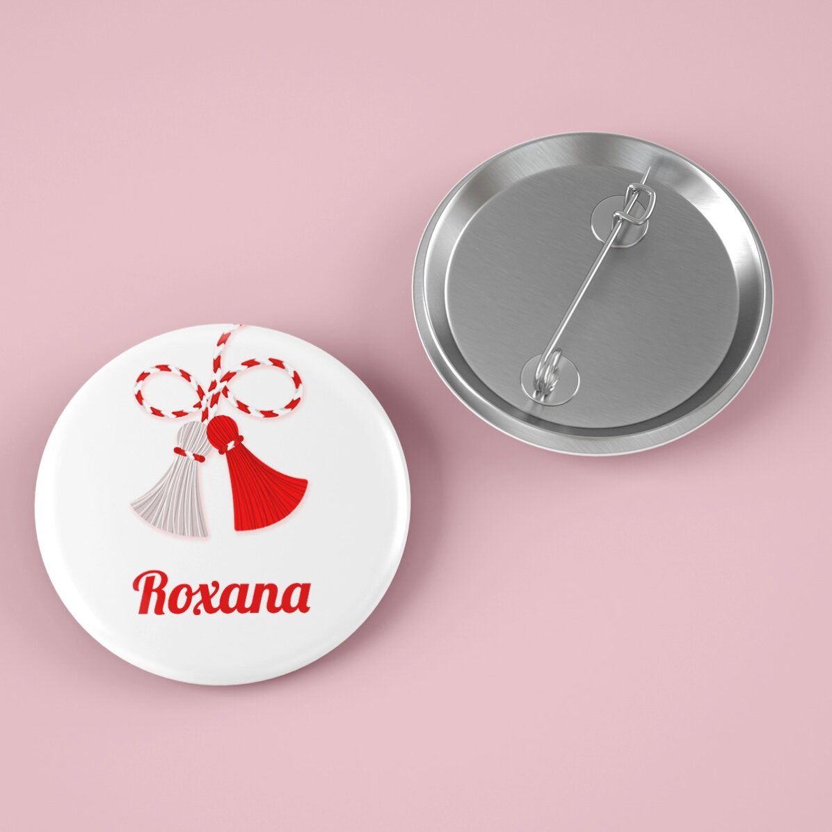 Set regalo Martisor con mini tavoletta di cioccolato e spilla personalizzata con nome