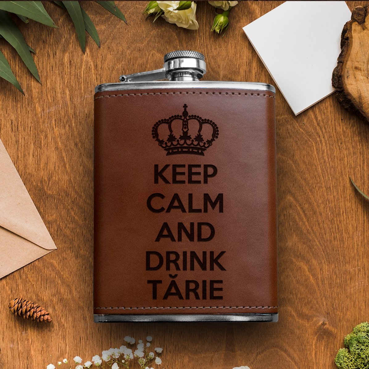 Bottiglietta tascabile personalizzata rivestita in pelle - Keep Calm