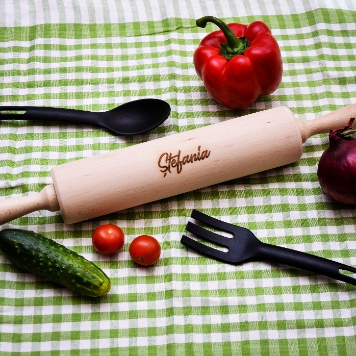 Giro-tagliaverdure in legno personalizzato con il tuo nome