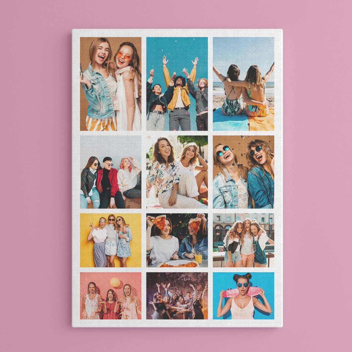 Quadro personalizzato con 12 foto raffigurate in modo elegante