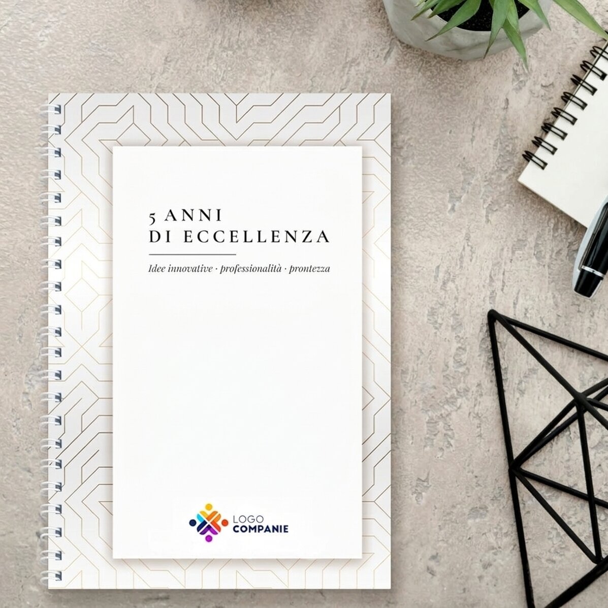 Quaderno personalizzato con testo, versione bianca - Anniversario del marchio
