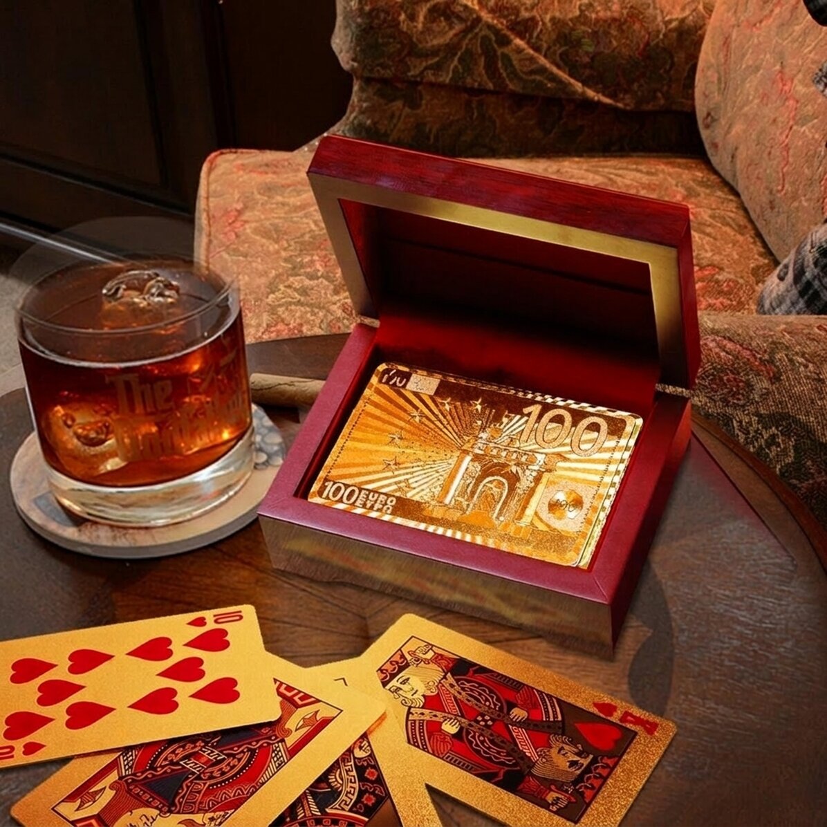 Set di carte da gioco dorate
