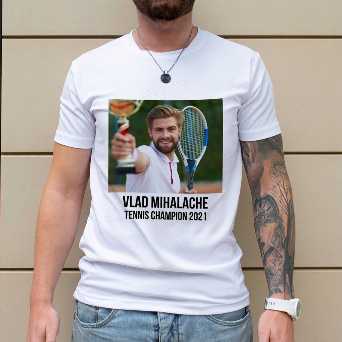 Maglietta sportiva personalizzata con foto e testo