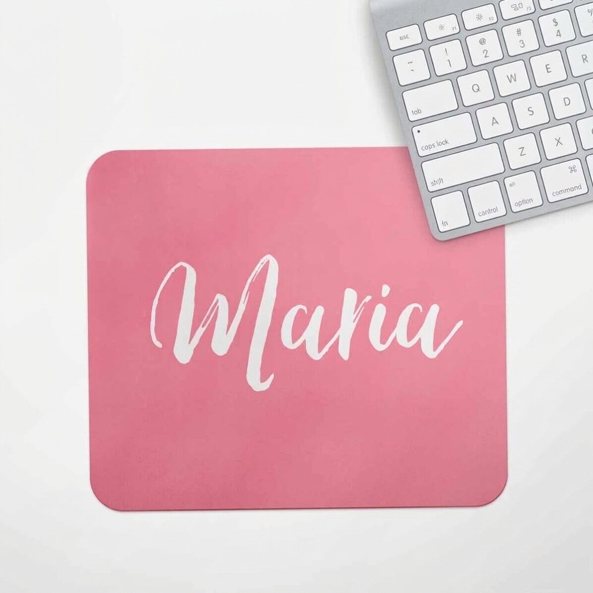 Tappetino per mouse personalizzato con nome e sfondo colorato