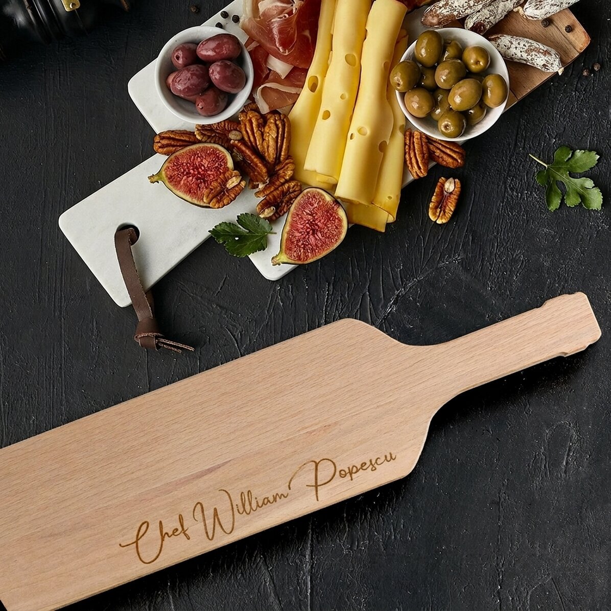 Tagliacase a forma di bottiglia personalizzato con firma