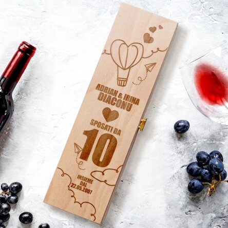 Scatola di vino personalizzata per l'anniversario di matrimonio