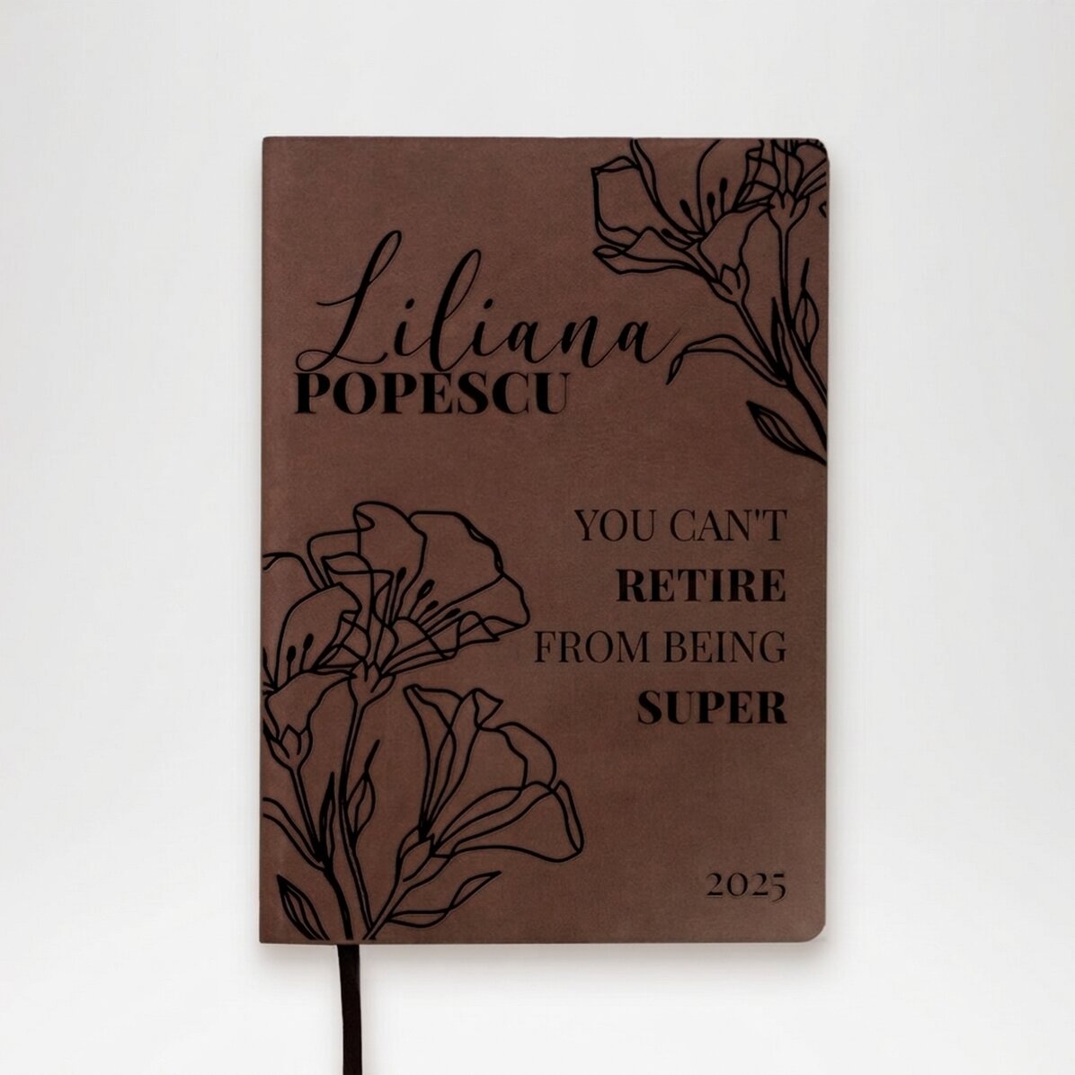 Agenda in pelle personalizzata con dedica per il pensionamento e dal design elegante