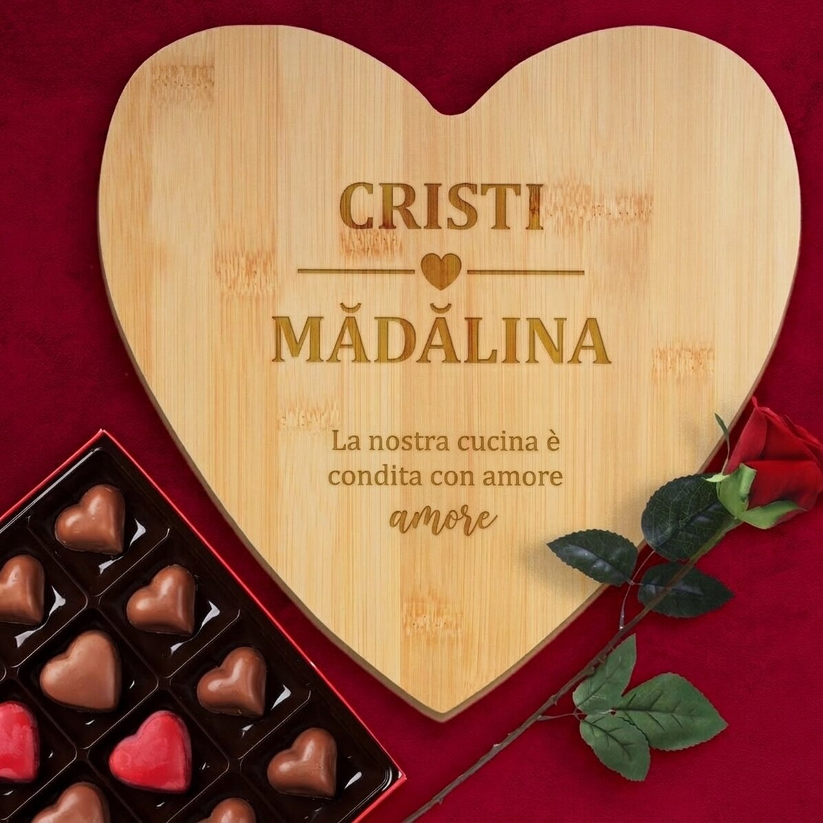 Tagliere a forma di cuore personalizzato con messaggio - La nostra cucina